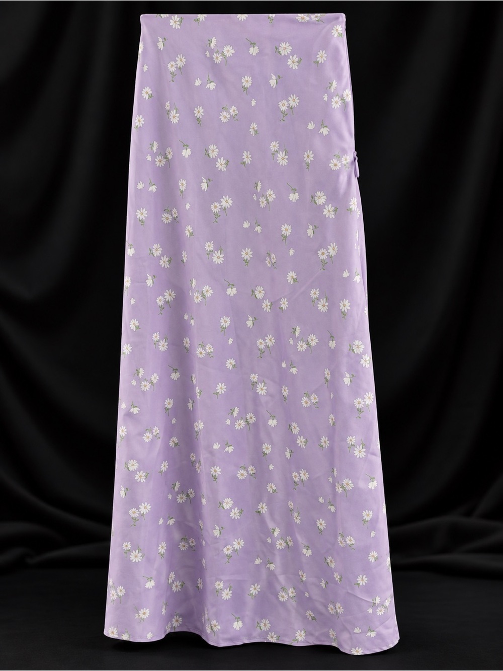 Forever 21 Lilac Maxi Skirt with White Daisy Print